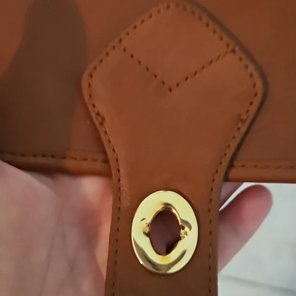 Georgetown Leather Design Bag - Picture 7 of 15